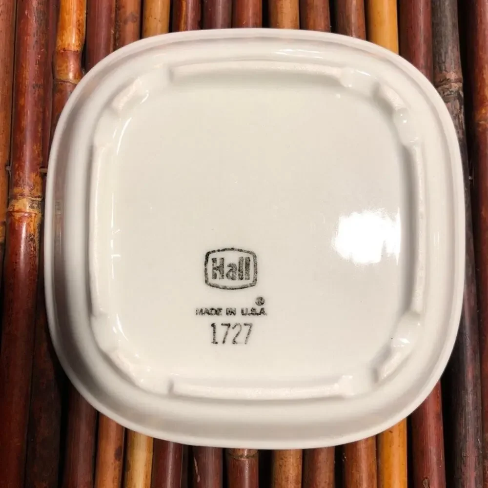 Hall Pottery USA 1727‎ Small Plate